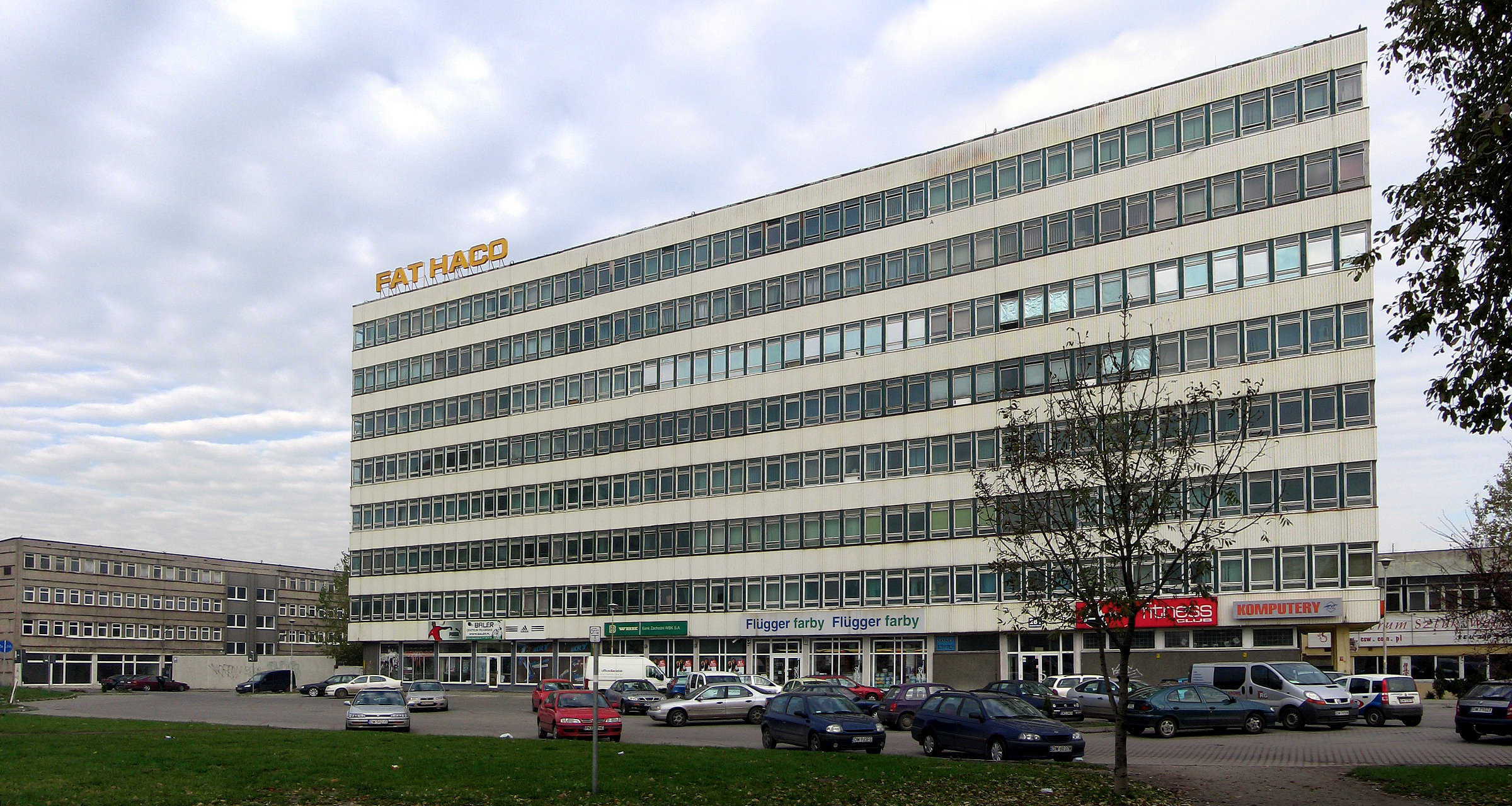 Stary biurowiec FAT przy ul. Grabiszyńskiej